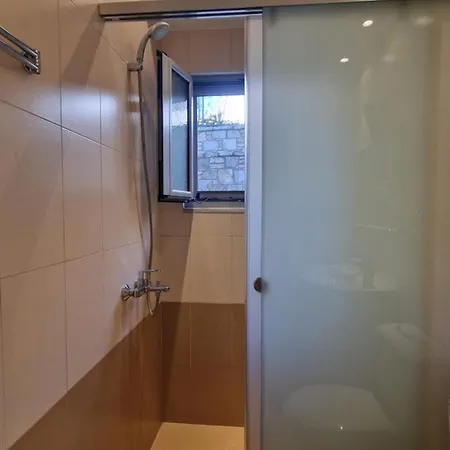 Apartment Cornerstones *