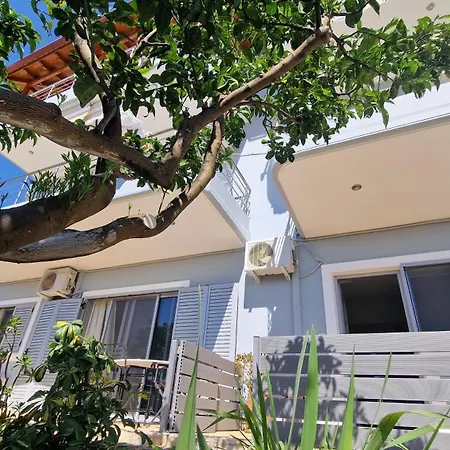 Cornerstones Daire *