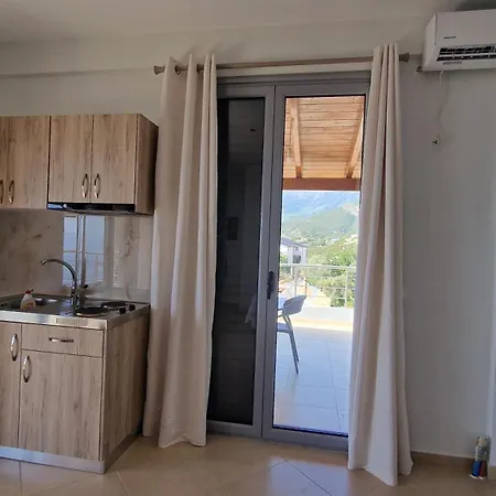 Cornerstones Apartment *