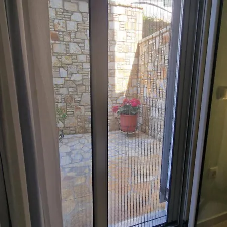 Apartment Cornerstones *